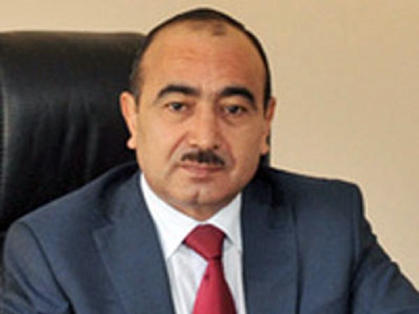 Али Гасанов:Отчет Форста не отражает азербайджанских реалий